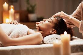 Full body massage to a women with fully satisfaction